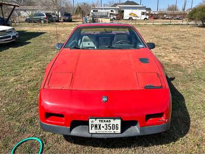 1986 Pontiac fiero 2m6
