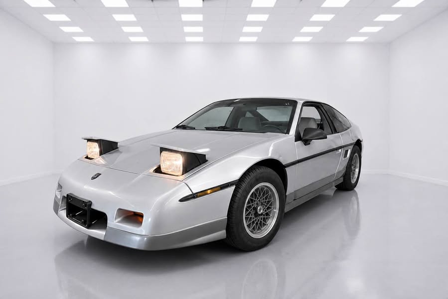 1987 Pontiac Fiero - GT