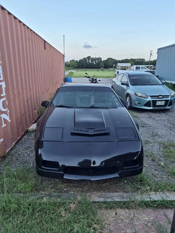 1986 Pontiac Fiero GT - Gt