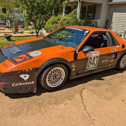 1986 Pontiac fiero - SE