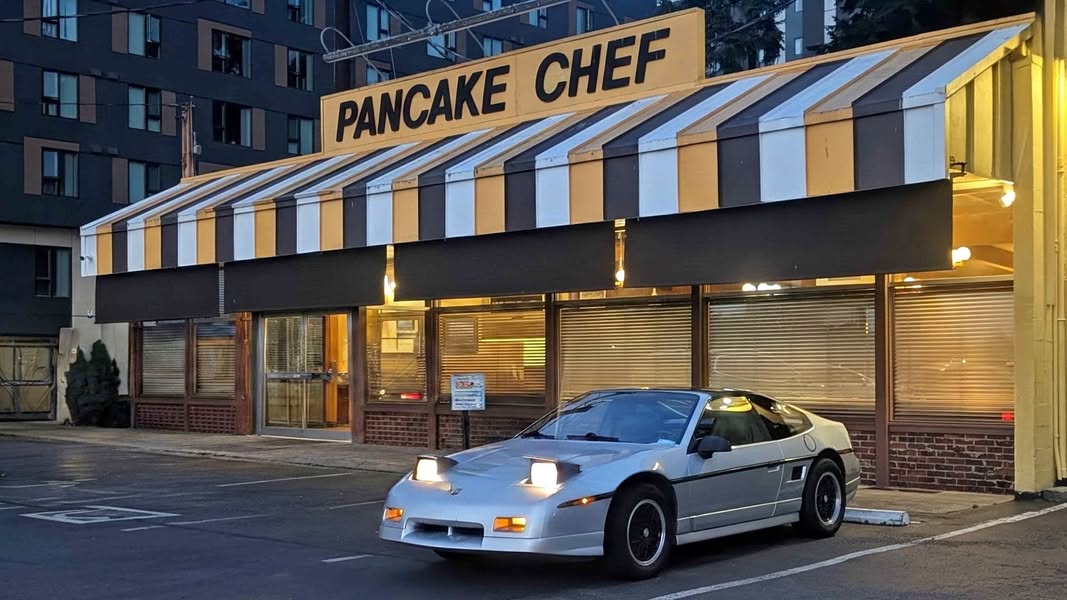 1988 Pontiac Fiero  - Gt