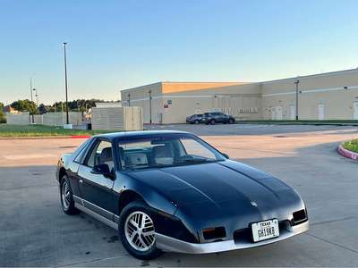 1985 Pontiac fiero gt - GT