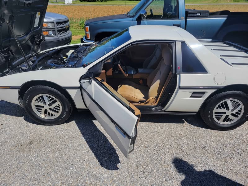 1984 Pontiac fiero