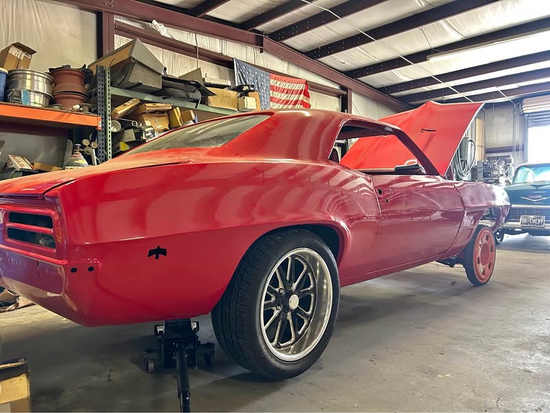 1969 Pontiac Firebird - Coupe 2D