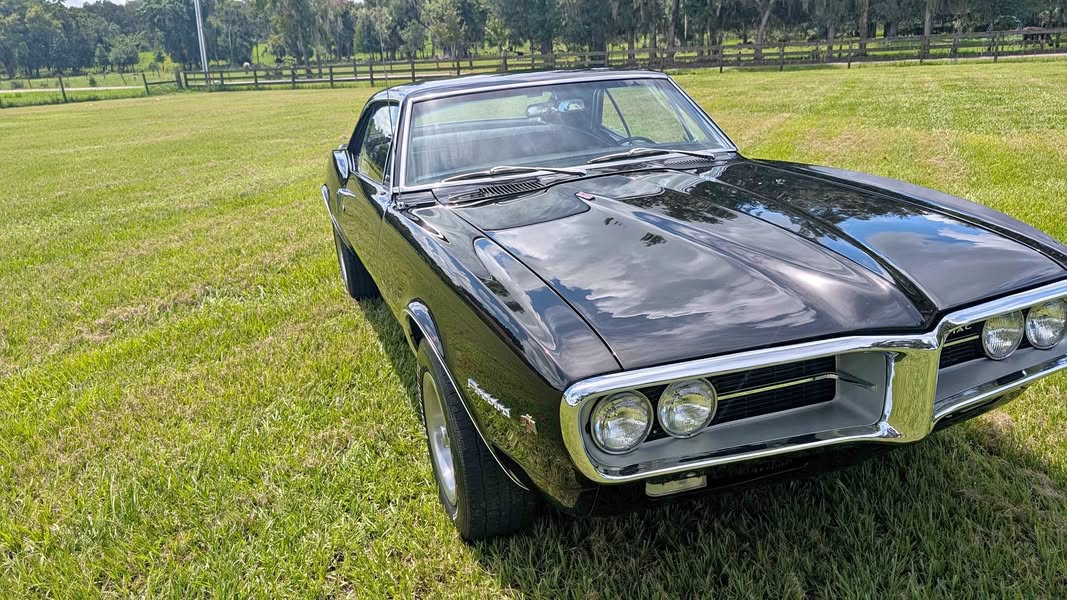 1967 Pontiac Firebird - Coupe 2D