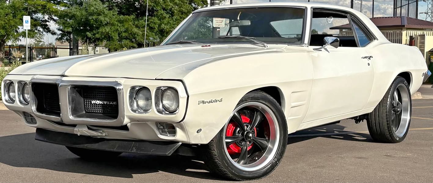 1969 Pontiac Firebird - Coupe 2D