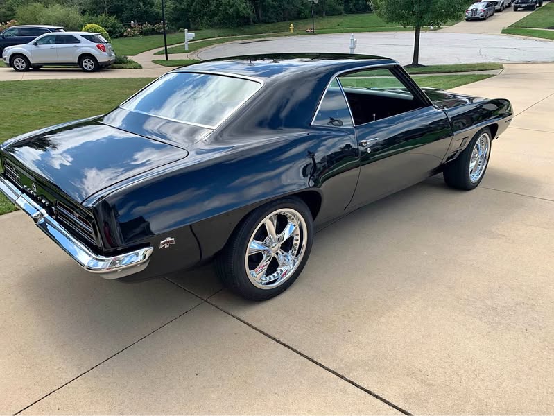 1969 Pontiac Firebird - Coupe 2D