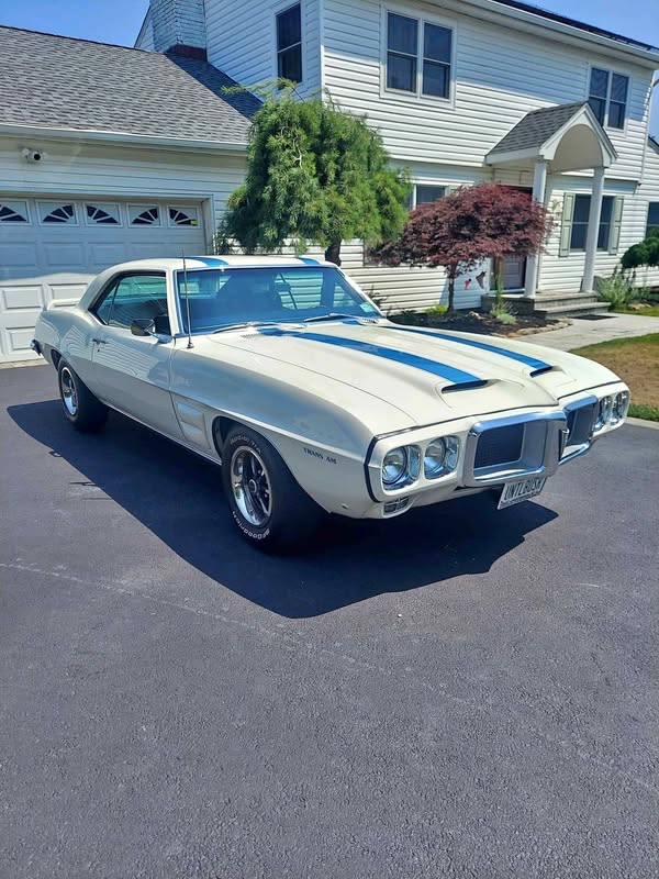 1969 Pontiac Firebird - Trans Am Coupe 2D