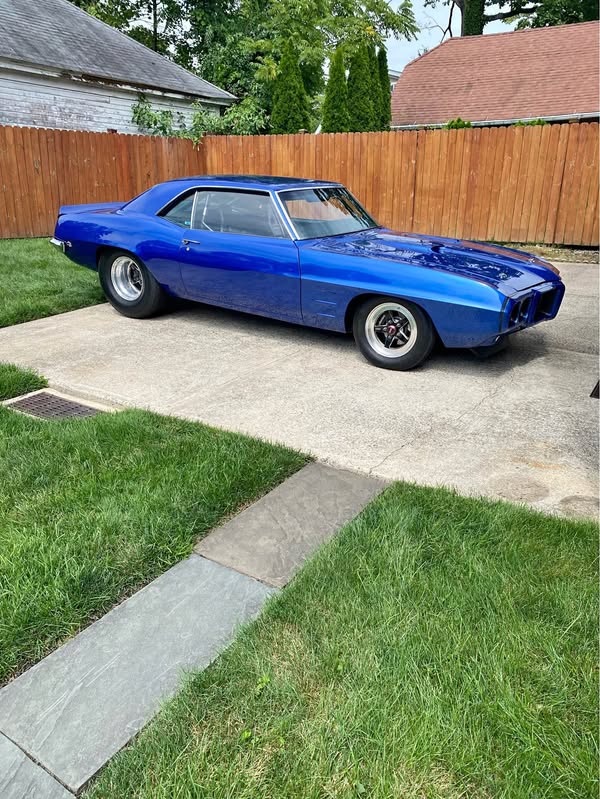 1969 Pontiac Firebird - Coupe 2D