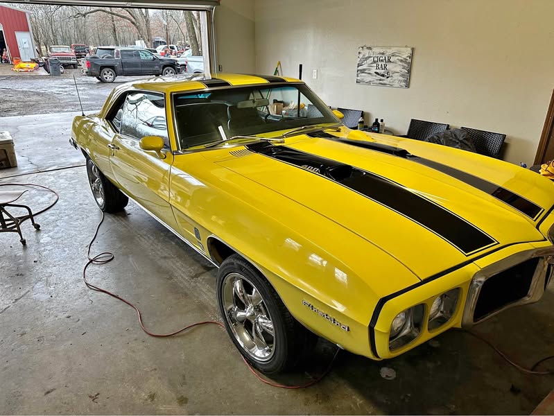 1969 Pontiac Firebird - Coupe 2D