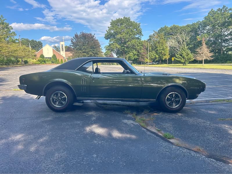1968 Pontiac Firebird - 400 coupe