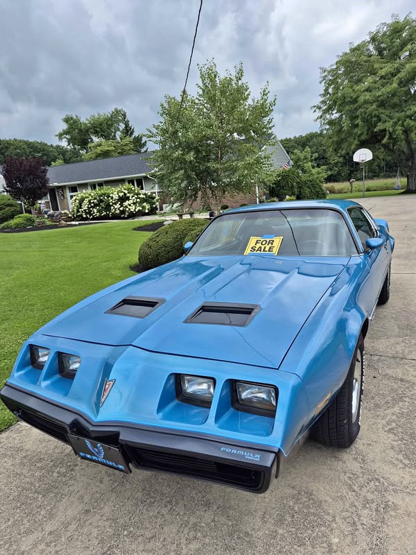 1980 Pontiac Firebird - Formula Coupe 2D