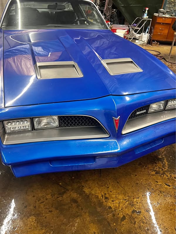 1977 Pontiac Firebird - Formula Coupe 2D