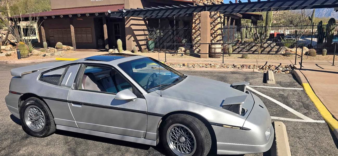 1986 Pontiac Firebird - Coupe 2D