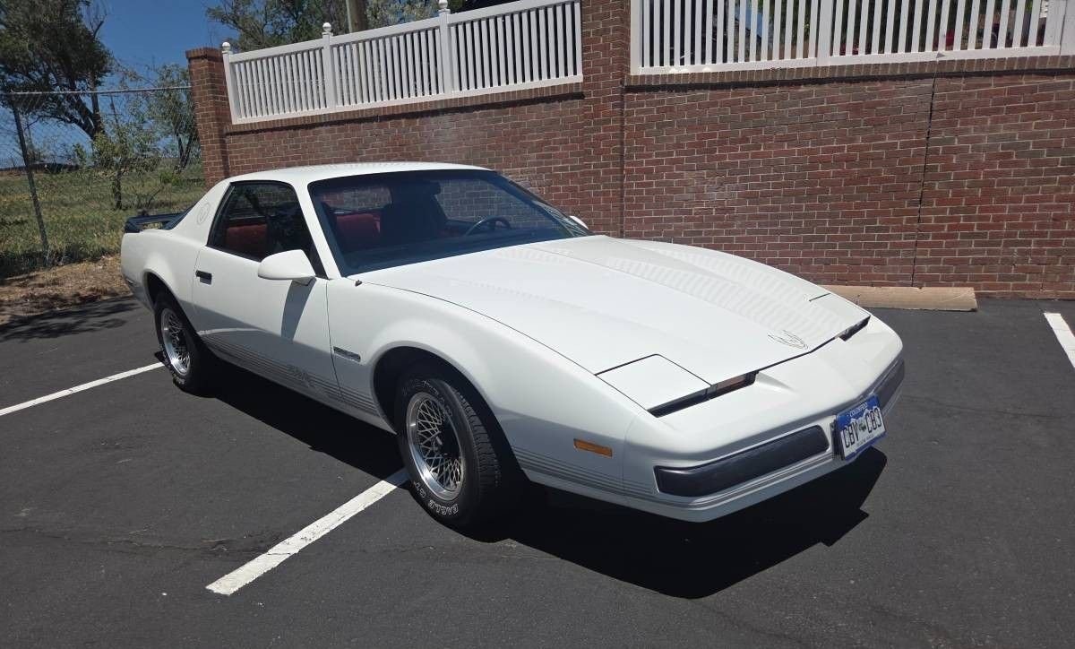 1985 Pontiac Firebird A/C, 500 Graphics, Original Parts