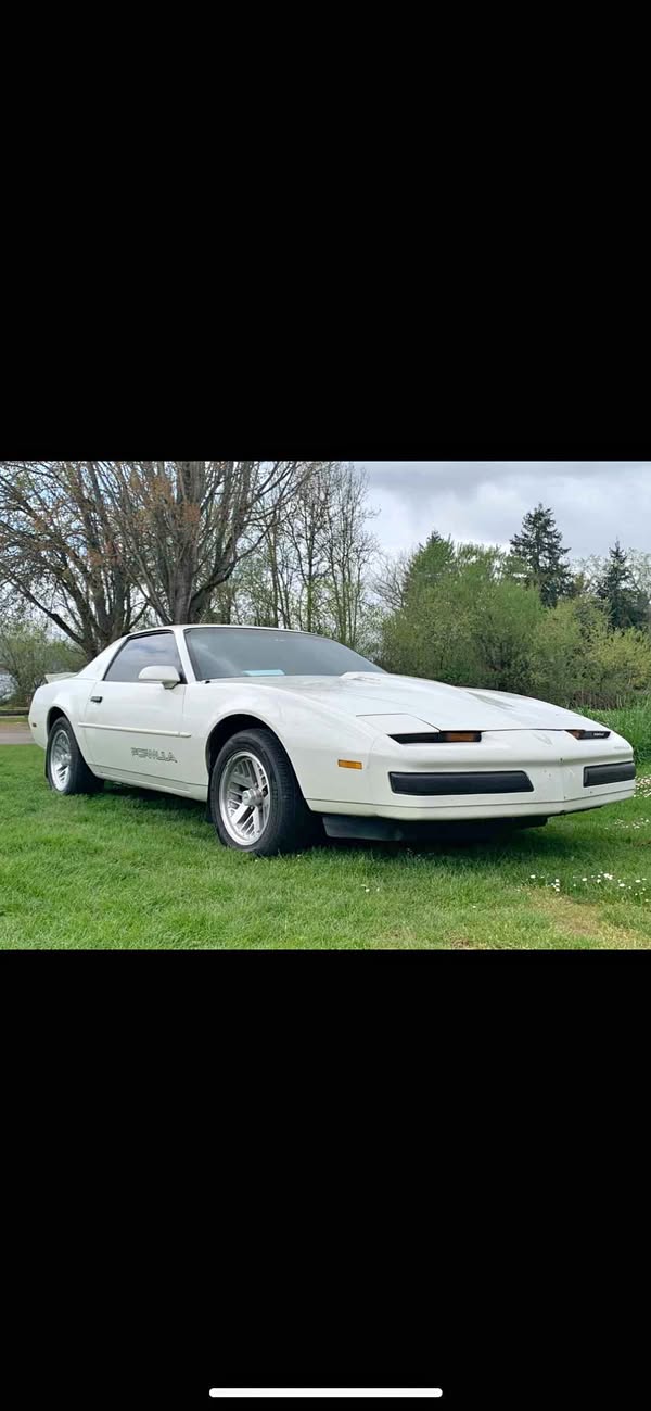 1990 Pontiac Firebird - Formula Coupe 2D