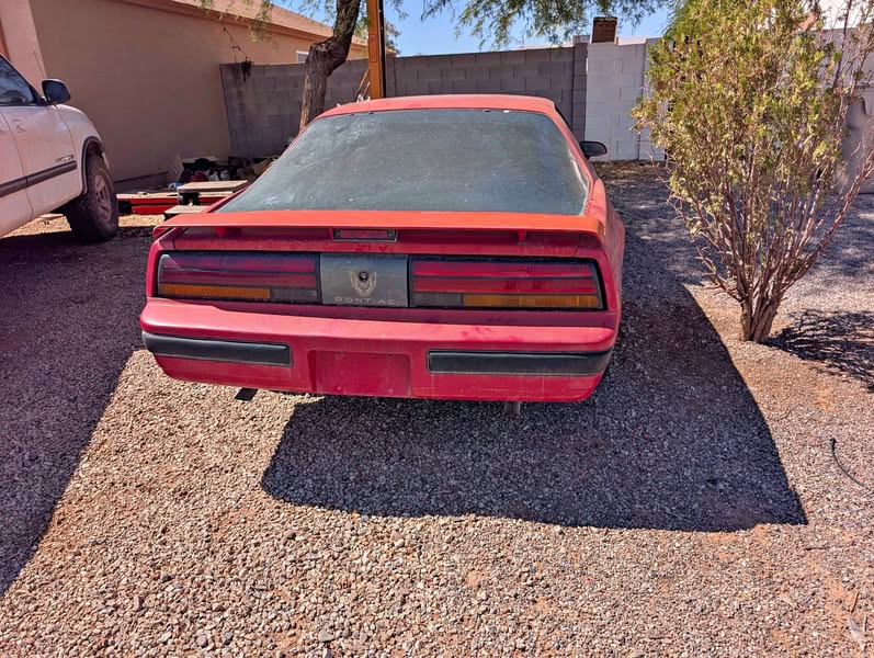 1986 Pontiac Firebird - Formula Coupe 2D