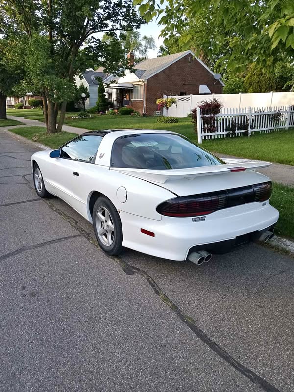 1996 Pontiac Firebird - Formula Coupe 2D