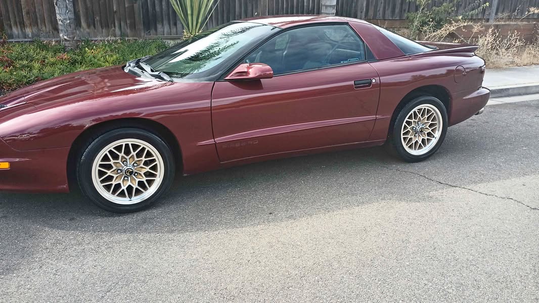 1993 Pontiac Firebird - Coupe 2D