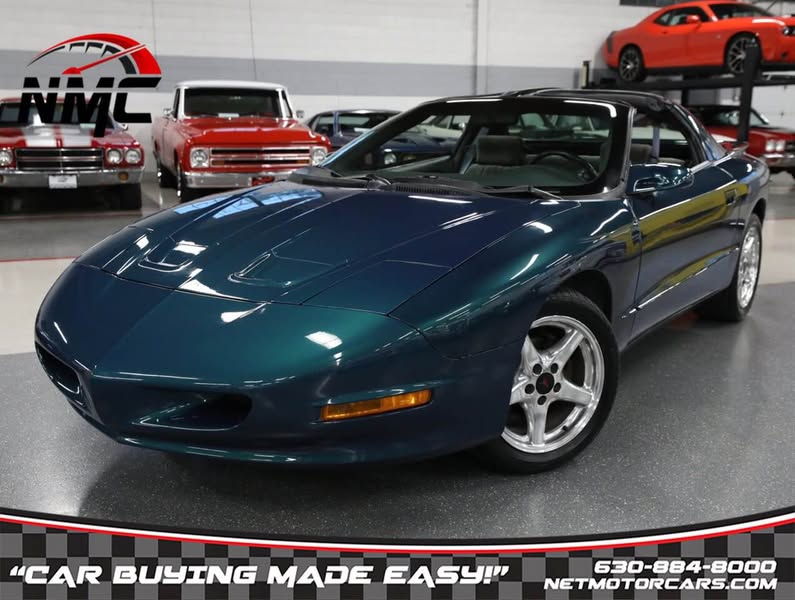 1995 Pontiac PONTIAC FIREBIRD FORMULA, T-TOP'S, 1 OWNER, 29K DOUMENTED MILES, RARE BLUE GREEN CHAMELEON COLOR, 5.7 LS MOTOR, LOADED UP! SHOWROOM PERFECT CONDITION!