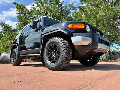 2007 Toyota FJ Cruiser - Sport Utility 2D