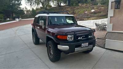 2008 Toyota FJ Cruiser - Sport Utility 2D