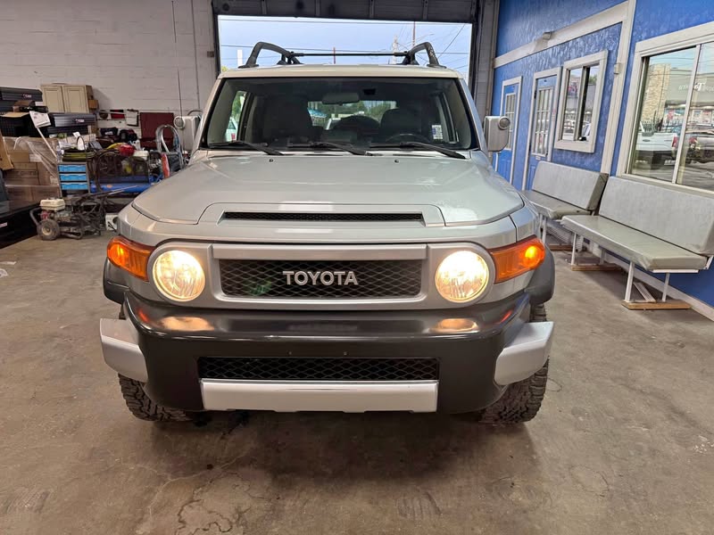 2008 Toyota FJ Cruiser - Sport Utility 2D