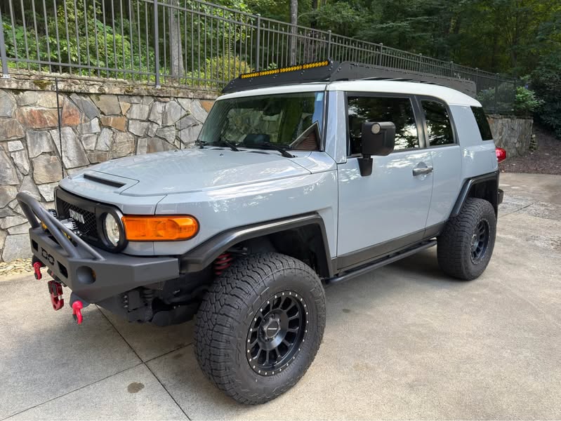 2014 Toyota FJ Cruiser - 4D Automatic