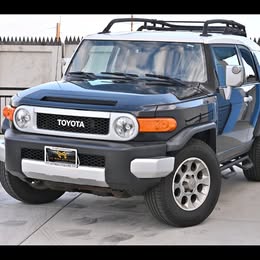 2011 Toyota FJ Cruiser - 2WD
