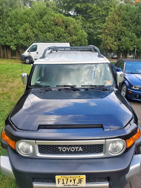 2007 Toyota FJ Cruiser - Needs inside works