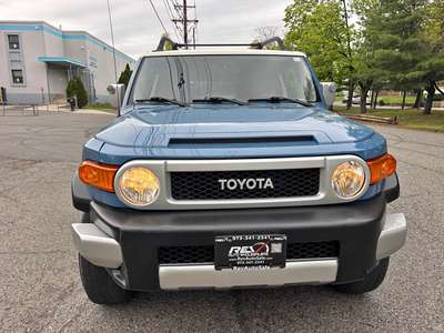 2012 Toyota FJ Cruiser - Sport Utility 2D