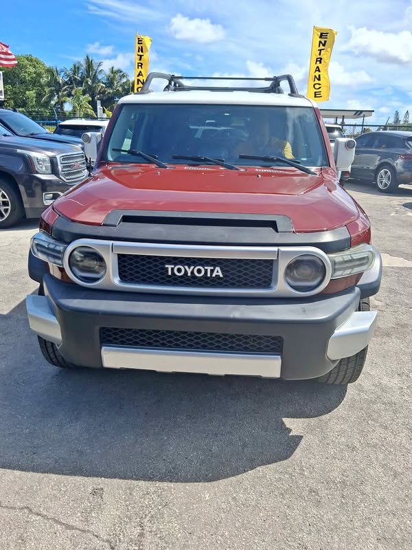 2008 Toyota FJ Cruiser - Sport Utility 2D