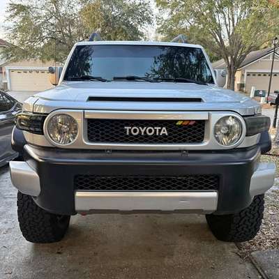 2007 Toyota FJ Cruiser - Sport Utility 2D