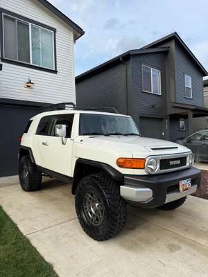 2014 Toyota FJ Cruiser - Sport Utility 2D
