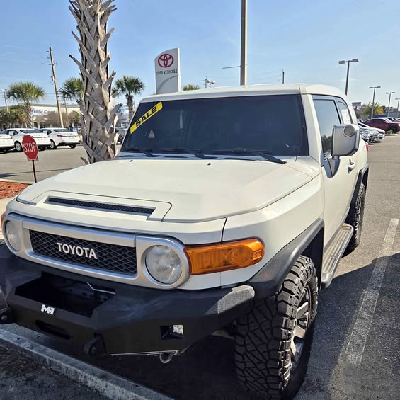 2014 Toyota FJ Cruiser - Sport Utility 2D