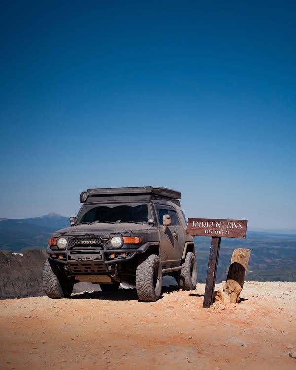 2007 Toyota FJ Cruiser - Sport Utility 2D