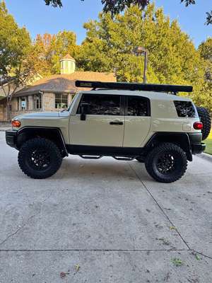 2008 Toyota FJ Cruiser - Sport Utility 2D