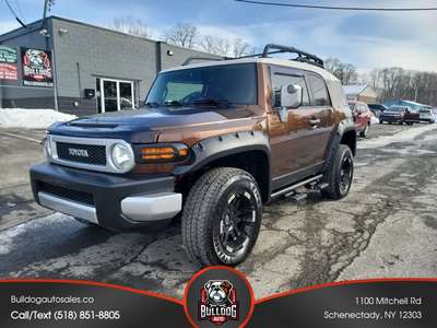 2014 Toyota FJ Cruiser Sport Utility 2D
