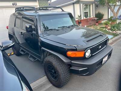 2007 Toyota FJ Cruiser - Sport Utility 2D
