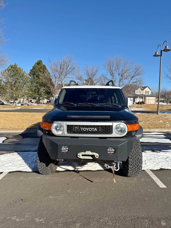 2008 Toyota FJ Cruiser - Sport Utility 2D