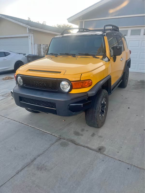 2007 Toyota FJ Cruiser - Sport Utility 2D