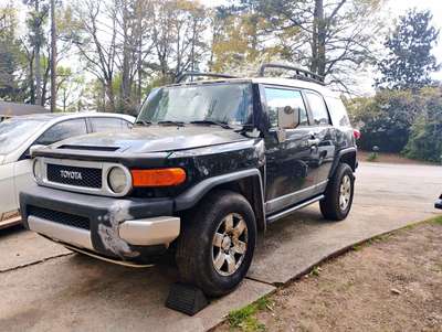 2007 Toyota FJ Cruiser - Sport Utility 2D