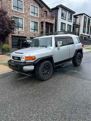 2007 Toyota FJ Cruiser - Sport Utility 2D