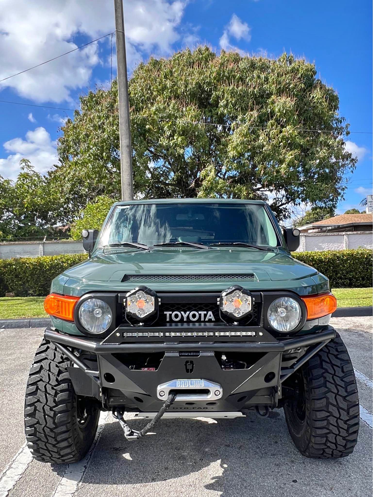 2010 Toyota FJ Cruiser - Sport Utility 2D