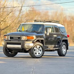2010 Toyota FJ CRUISER SPORT UTILITY 2D