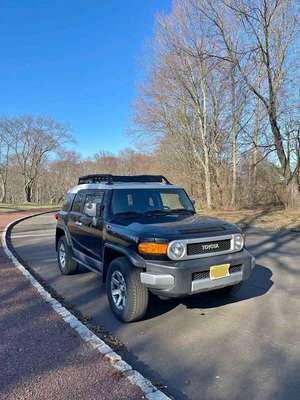 2014 Toyota FJ Cruiser - Sport Utility 2D
