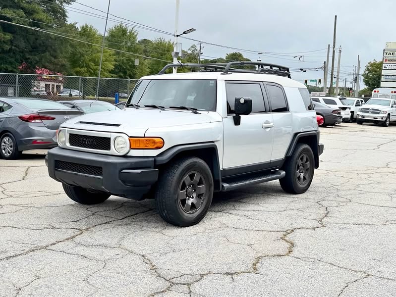 2008 Toyota FJ Cruiser - Sport Utility 2D