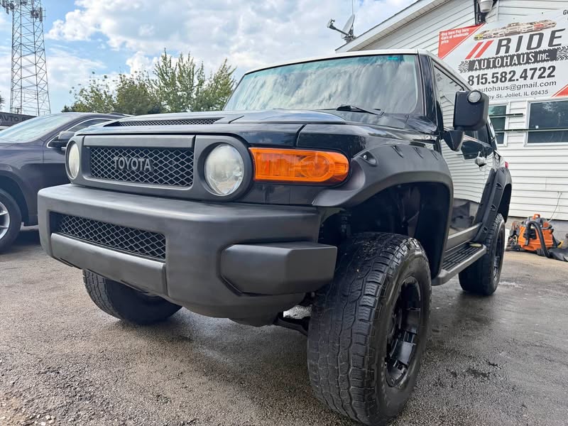 2008 Toyota FJ Cruiser - Sport Utility 2D