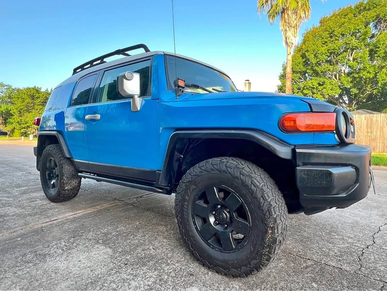 2008 Toyota FJ Cruiser - 4x4 trabajando al 100