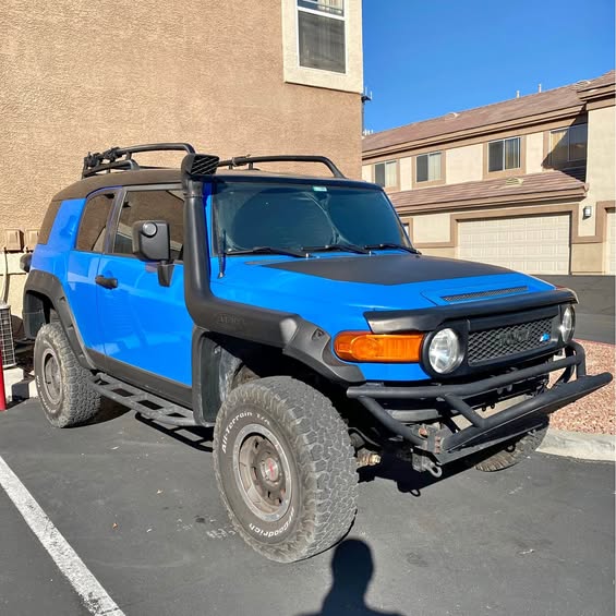 2007 Toyota FJ Cruiser - Sport Utility 2D